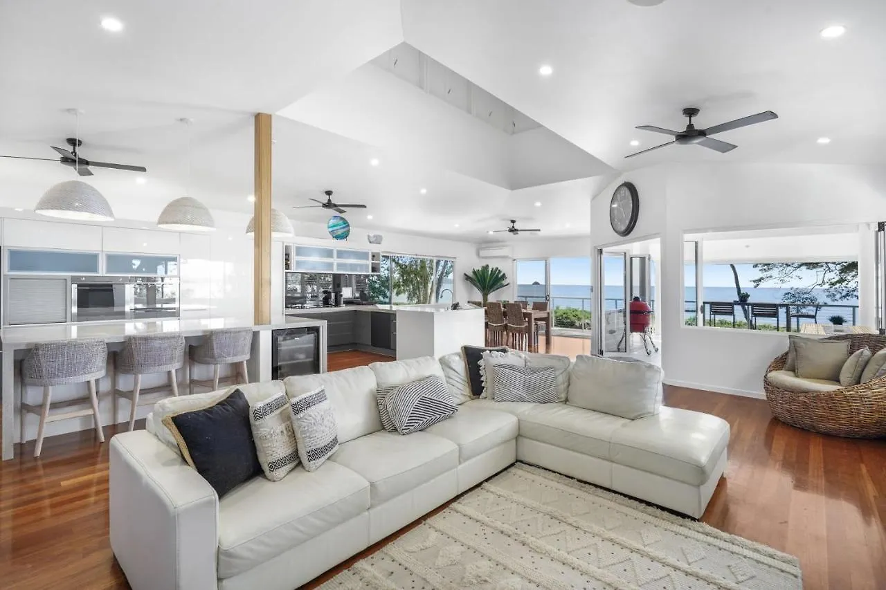 Belle Escapes Seachange At Clifton Beach Luxury Beachfront Home