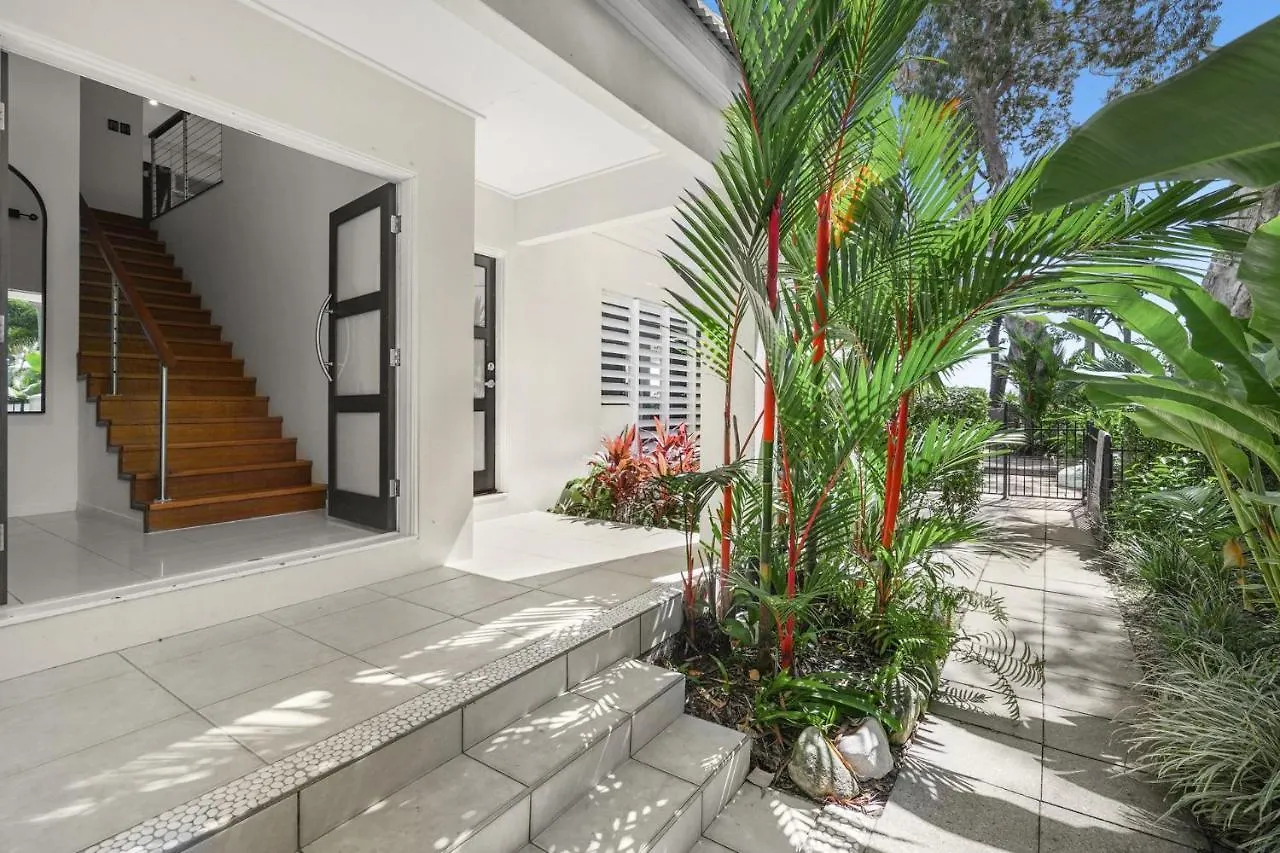 Belle Escapes Seachange At Clifton Beach Luxury Beachfront Home Αυστραλία